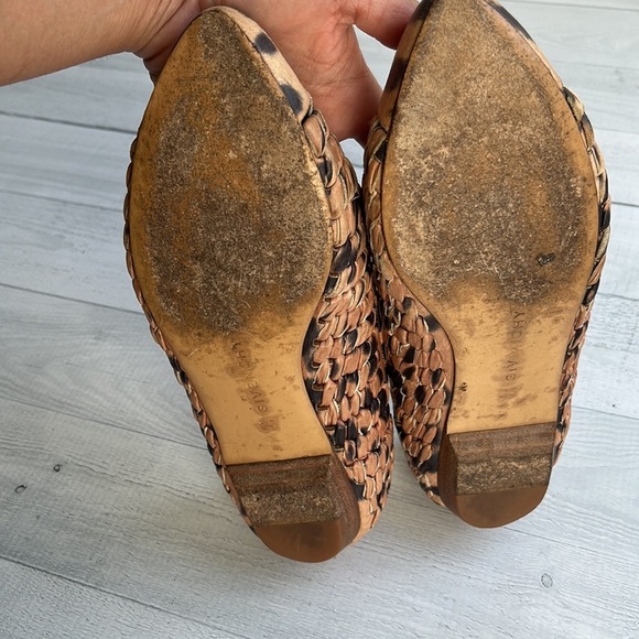 GIVENCHY Woven Leather Leopard Print Flats Size 5 - Picture 8 of 9